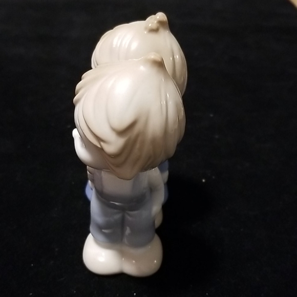 Designers Collection, Twins figurine EUC - Picture 2 of 15